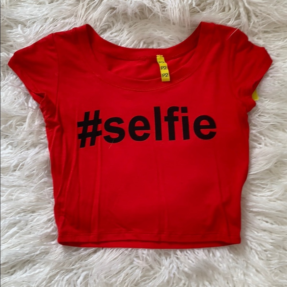 NWT Stretch Large Red #selfie Crop Top (Selfie)